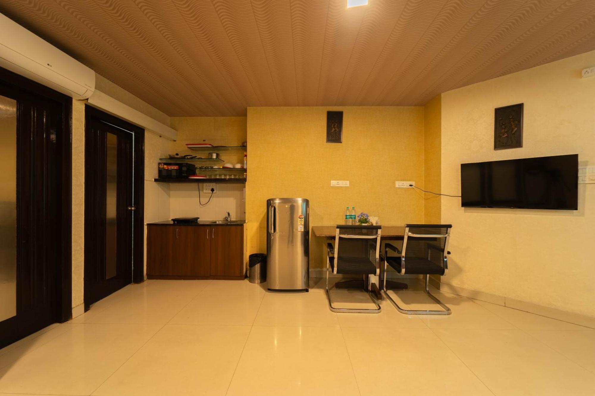 Seasons Suites Koramangala Bangalore Room photo