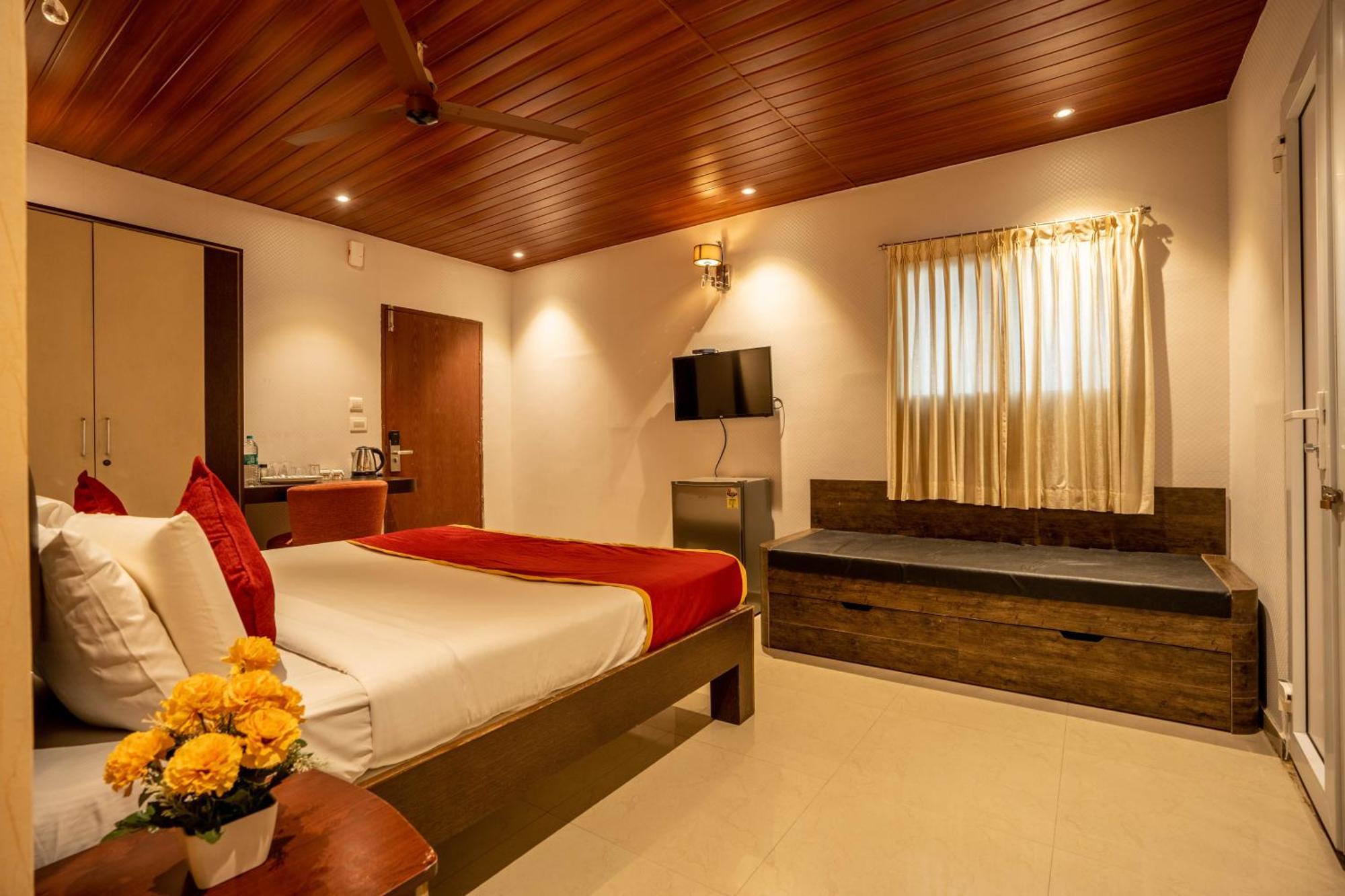 Seasons Suites Koramangala Bangalore Exterior photo