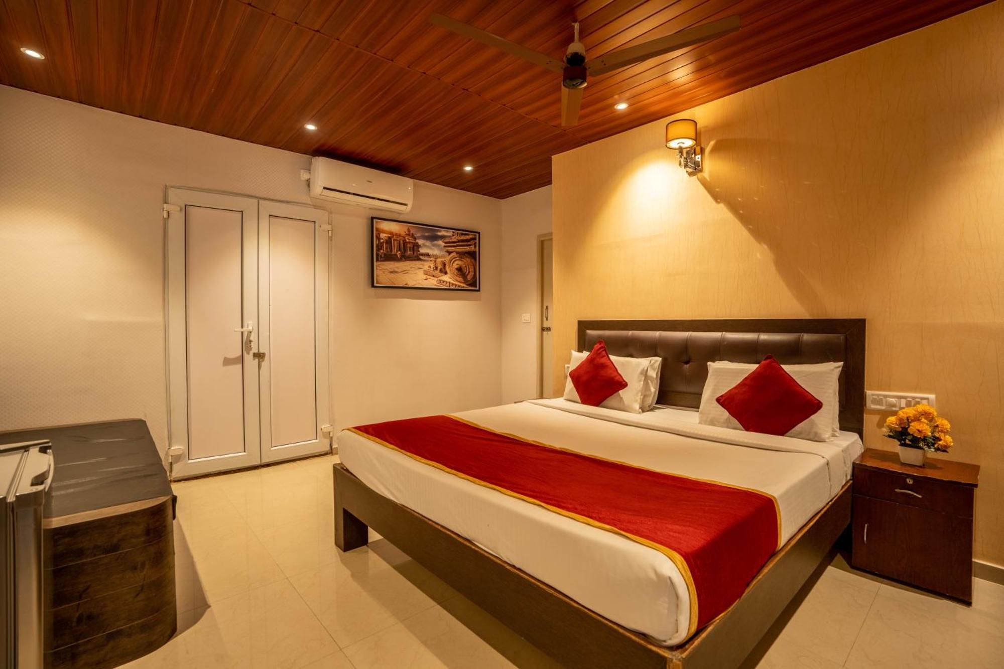 Seasons Suites Koramangala Bangalore Exterior photo